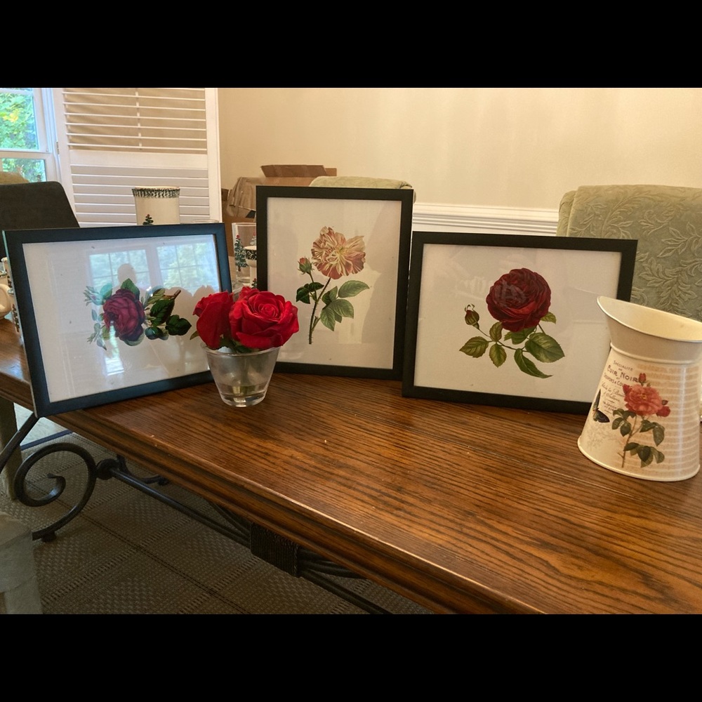 Vintage romantic rose decor